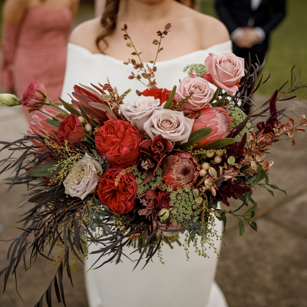 bridal-bouquet-1000x1000px bridal-bouquet-1000x1000px